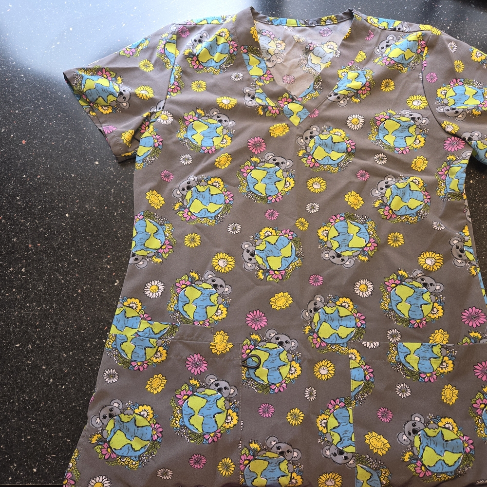 Scrub Tops - Picture 4 of 8